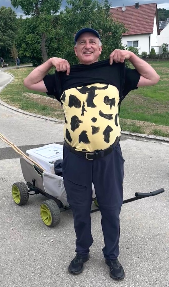 unser Gewässerführer Winfried als Gelbbauchunke