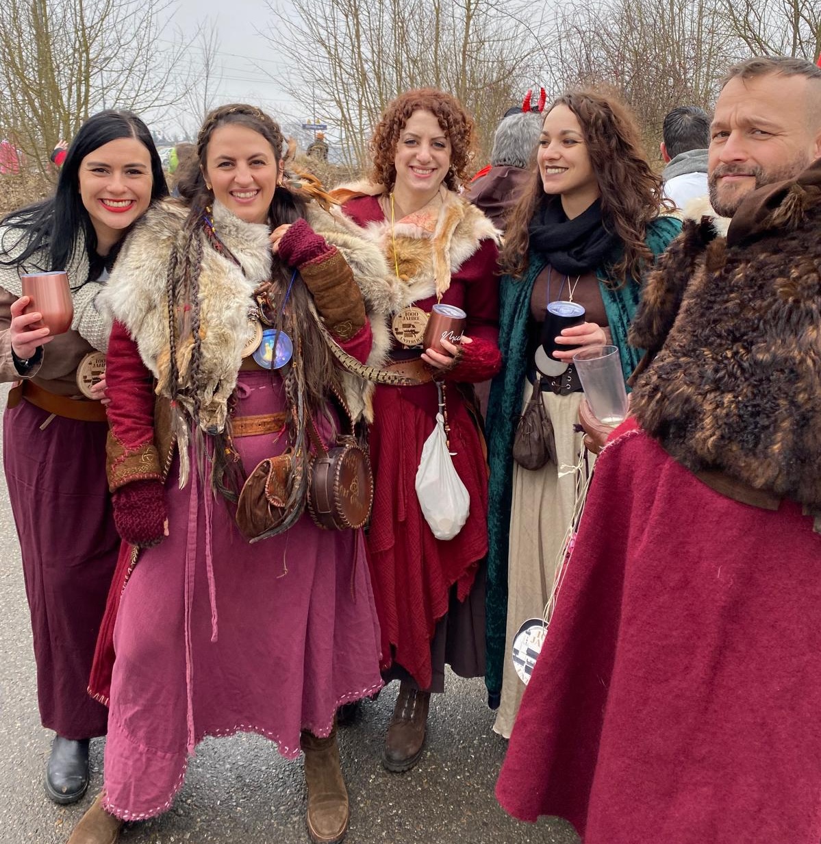 Beim Faschingsumzug in Höchstädt waren wir als bunte Truppe dabei